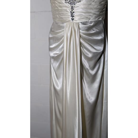Scala Cream Satin Long Formal Evening Dress - Picture 7 of 8